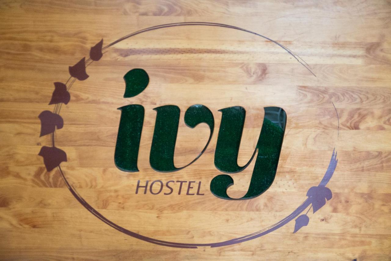 Ivy Hostel Medellín Buitenkant foto